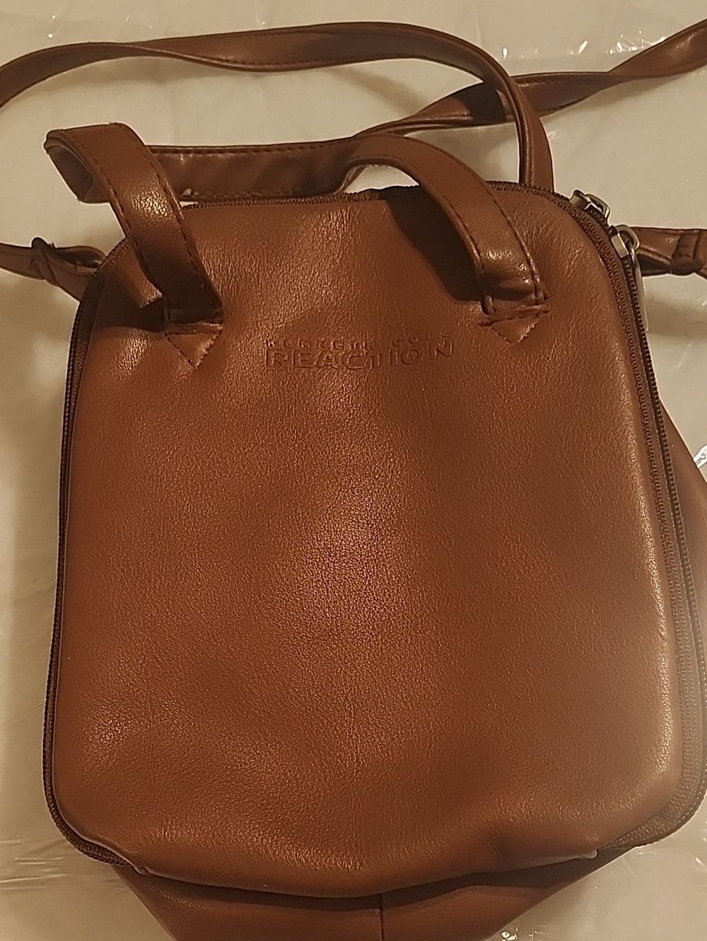 Kenneth Cole Reaction Tan Leather  Crossbody Bag